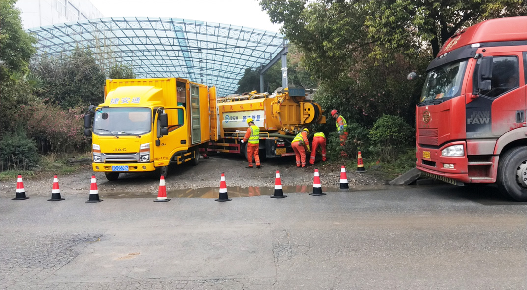 麒麟成区雨污水管网“四位一体”检测疏通项目